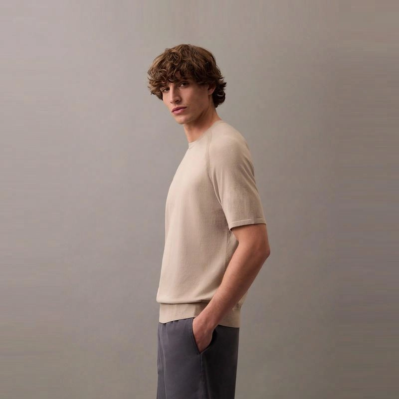 CALVIN KLEIN