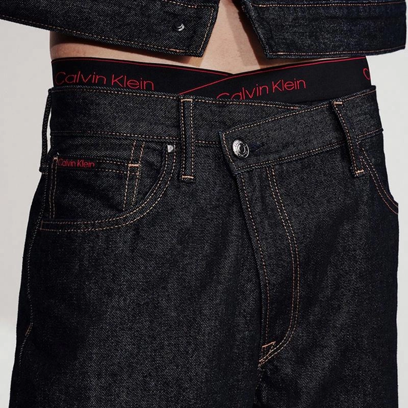 CALVIN KLEIN