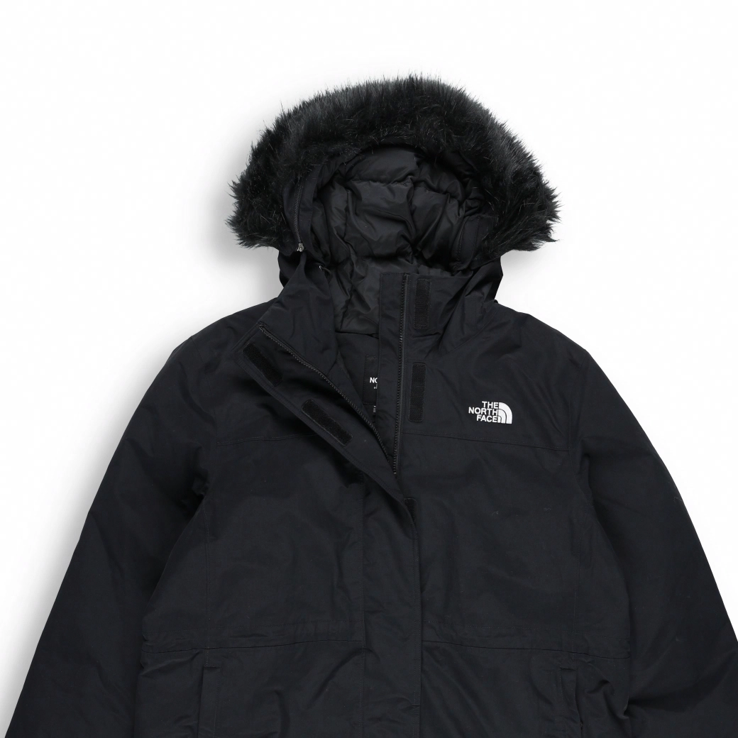THE NORTH FACE