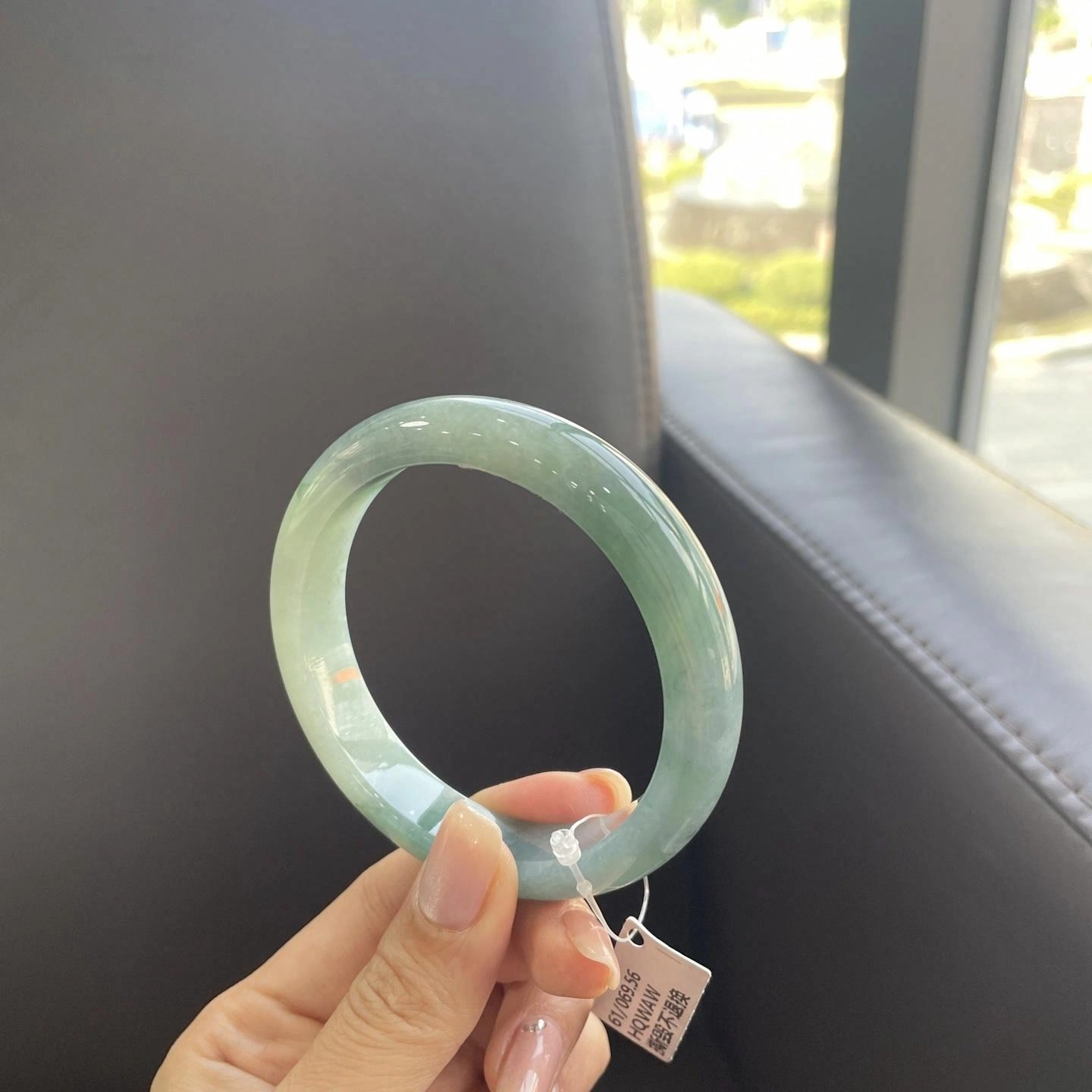 翠亨祥 油绿飘花 大气优雅 糯种 翡翠手镯 女款