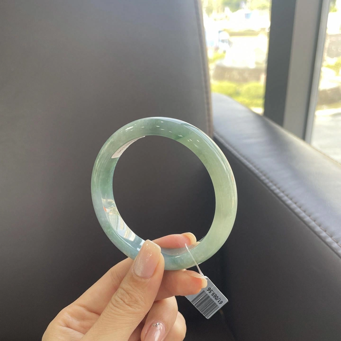 翠亨祥 油绿飘花 大气优雅 糯种 翡翠手镯 女款