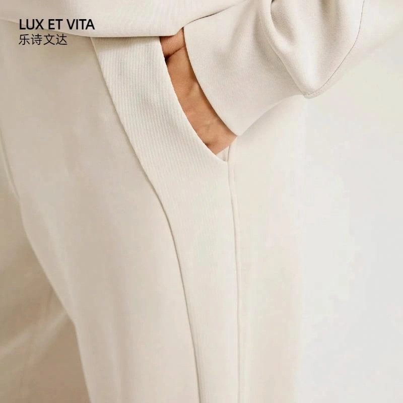 LUX ET VITA