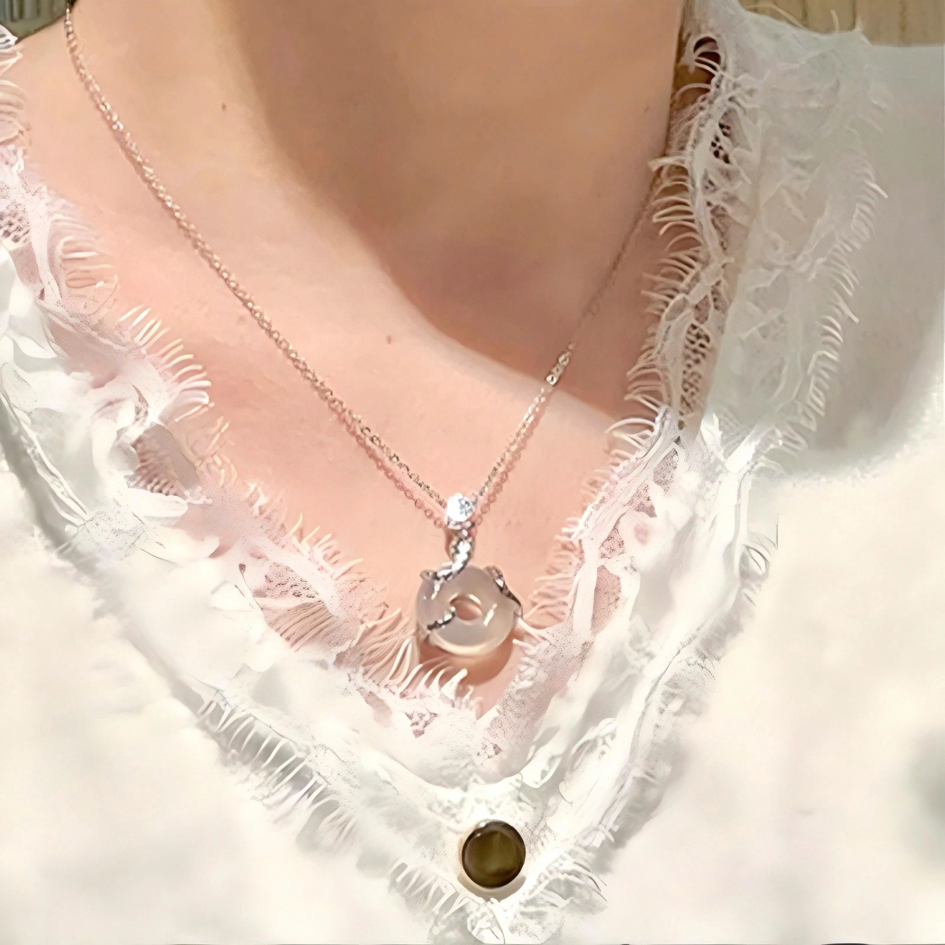 挚爱永恒 新中式国风 大气复古灵蛇平安扣 玉髓 玉石项链 男女同款情侣款