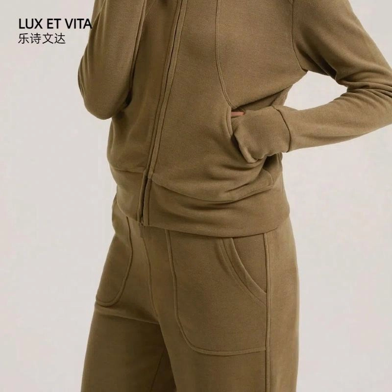 LUX ET VITA