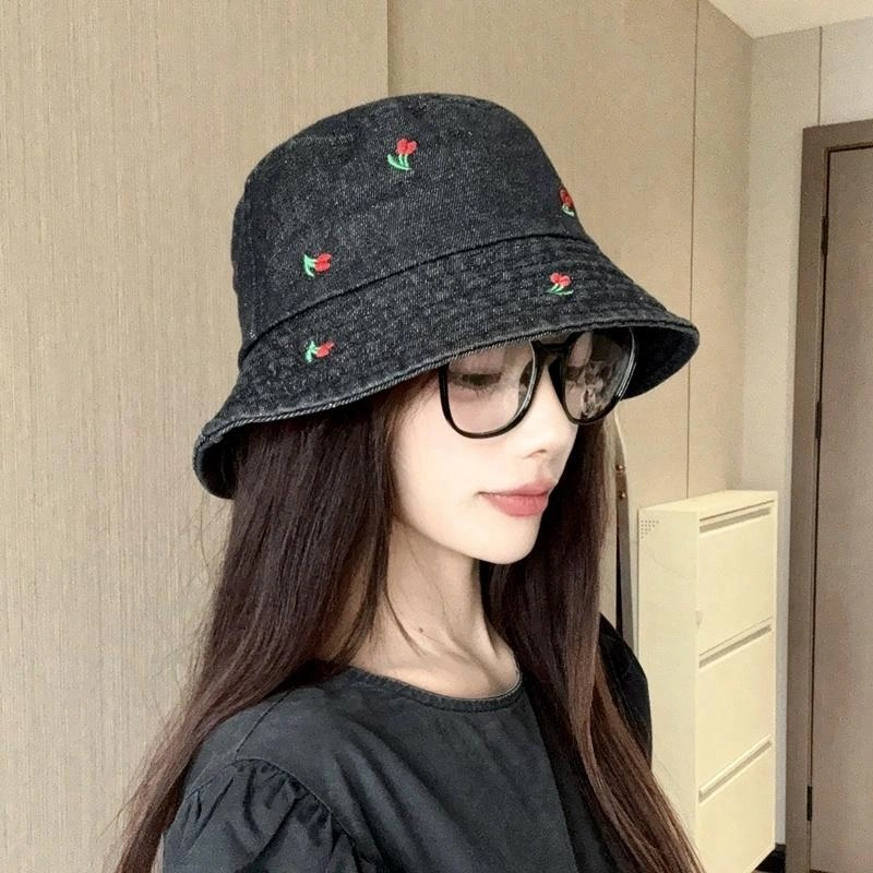 优莲茵 韩版百搭时尚带刺绣樱桃图案宽檐遮阳盆帽 春夏防晒 大头围显脸小牛仔 聚酯纤维 渔夫帽 女款