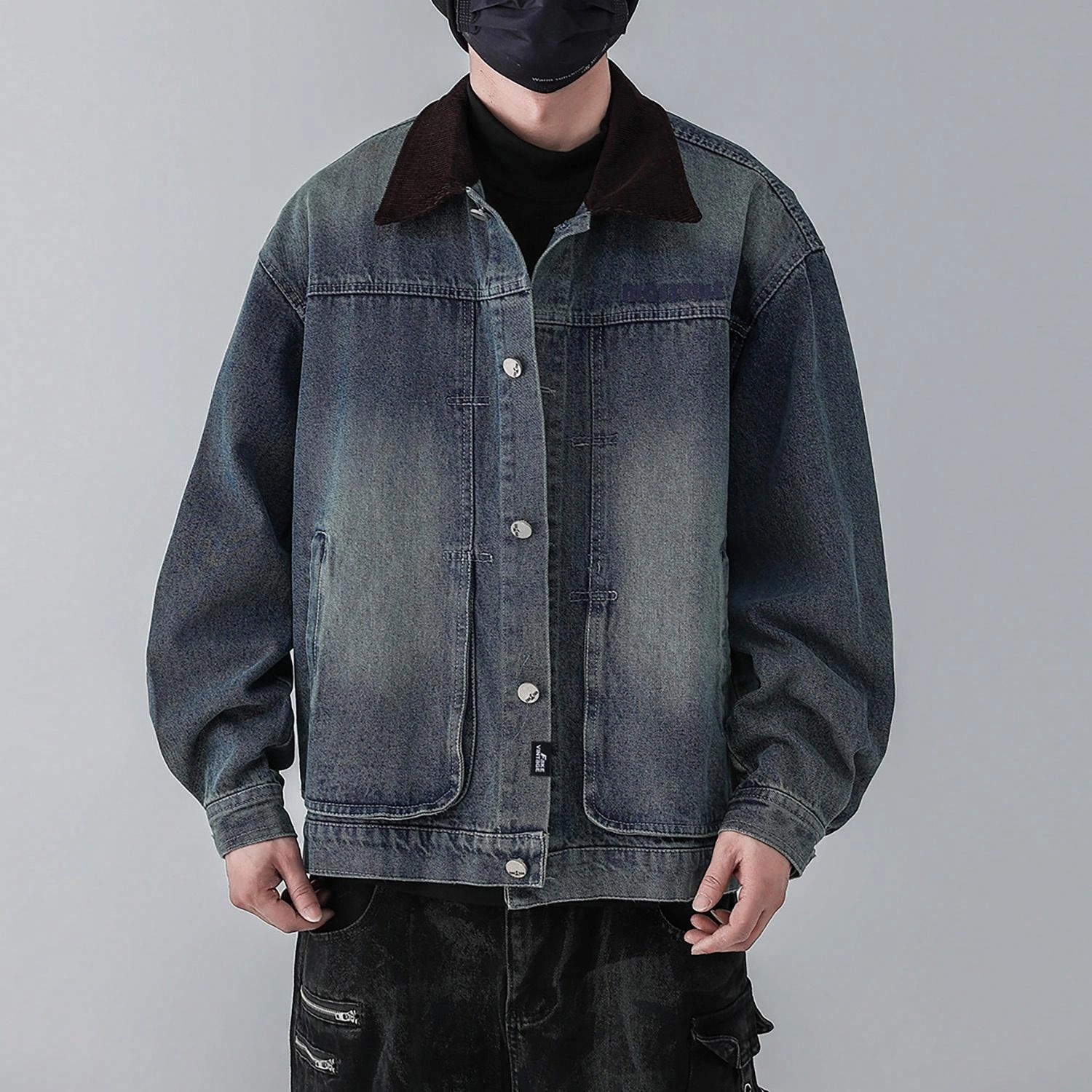 FAKE VINTAGE