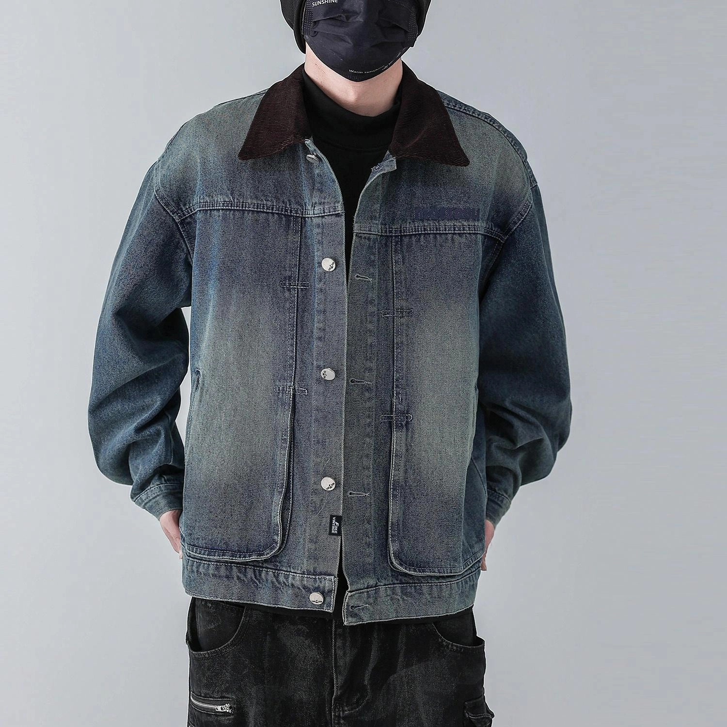 FAKE VINTAGE
