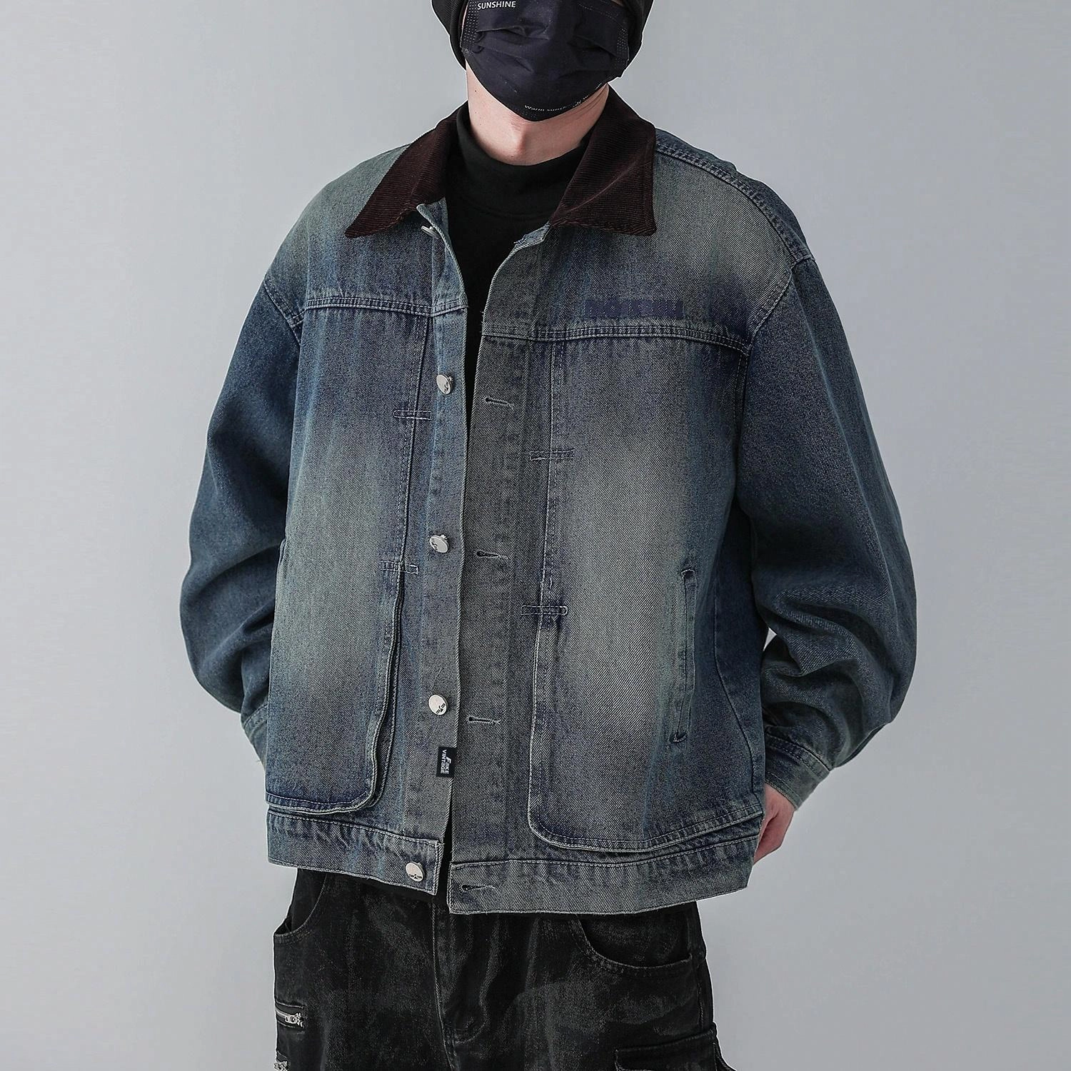 FAKE VINTAGE