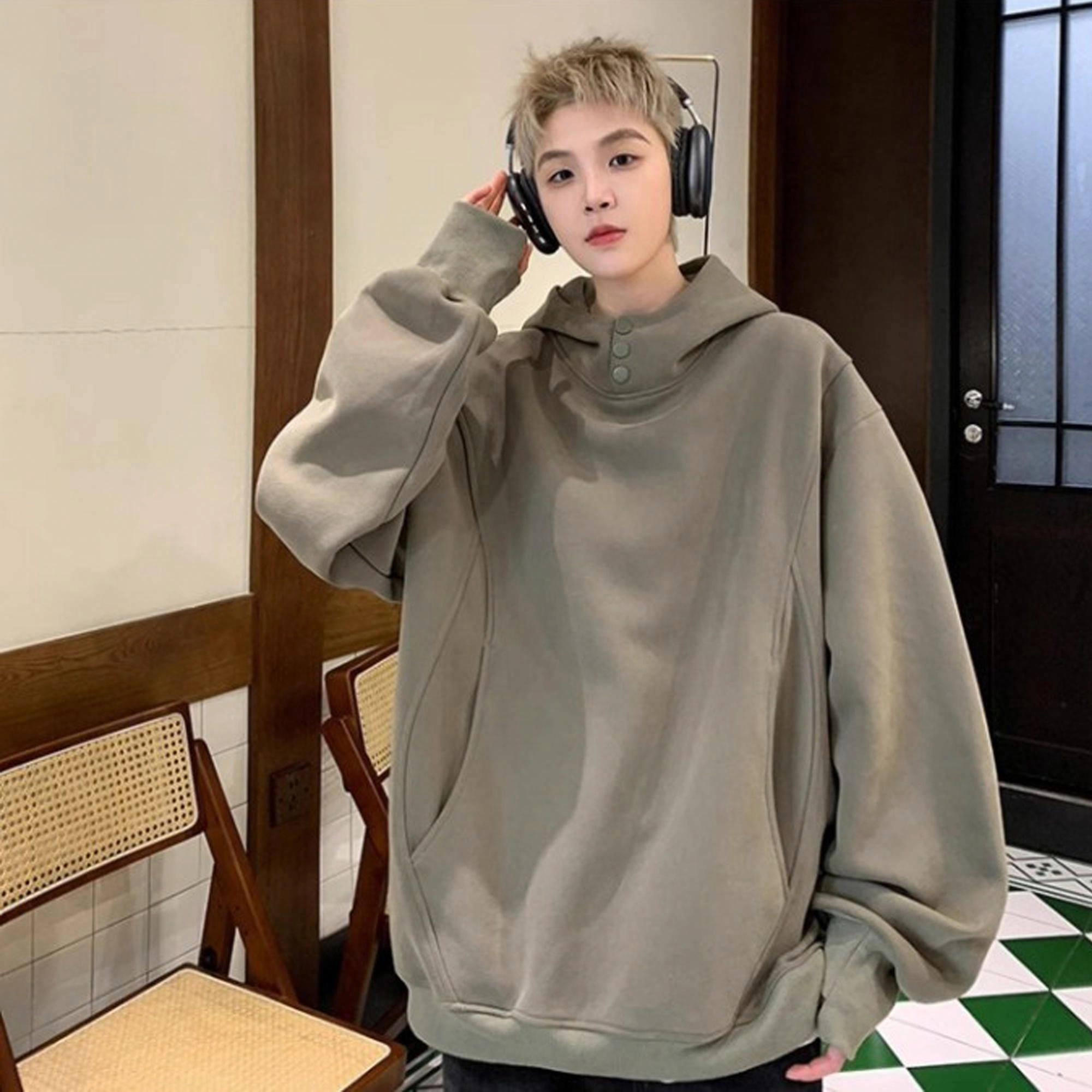Fakeyoung