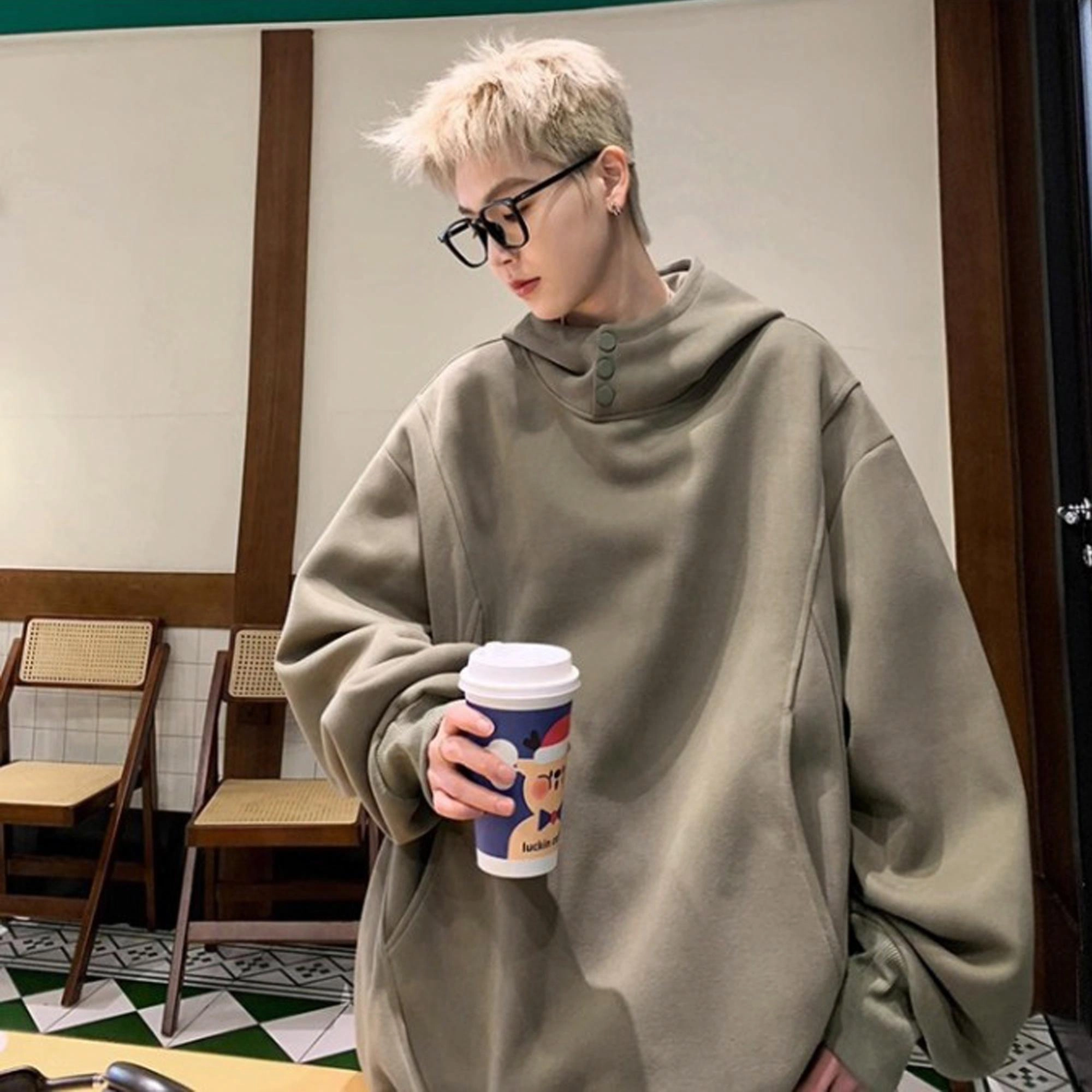 Fakeyoung