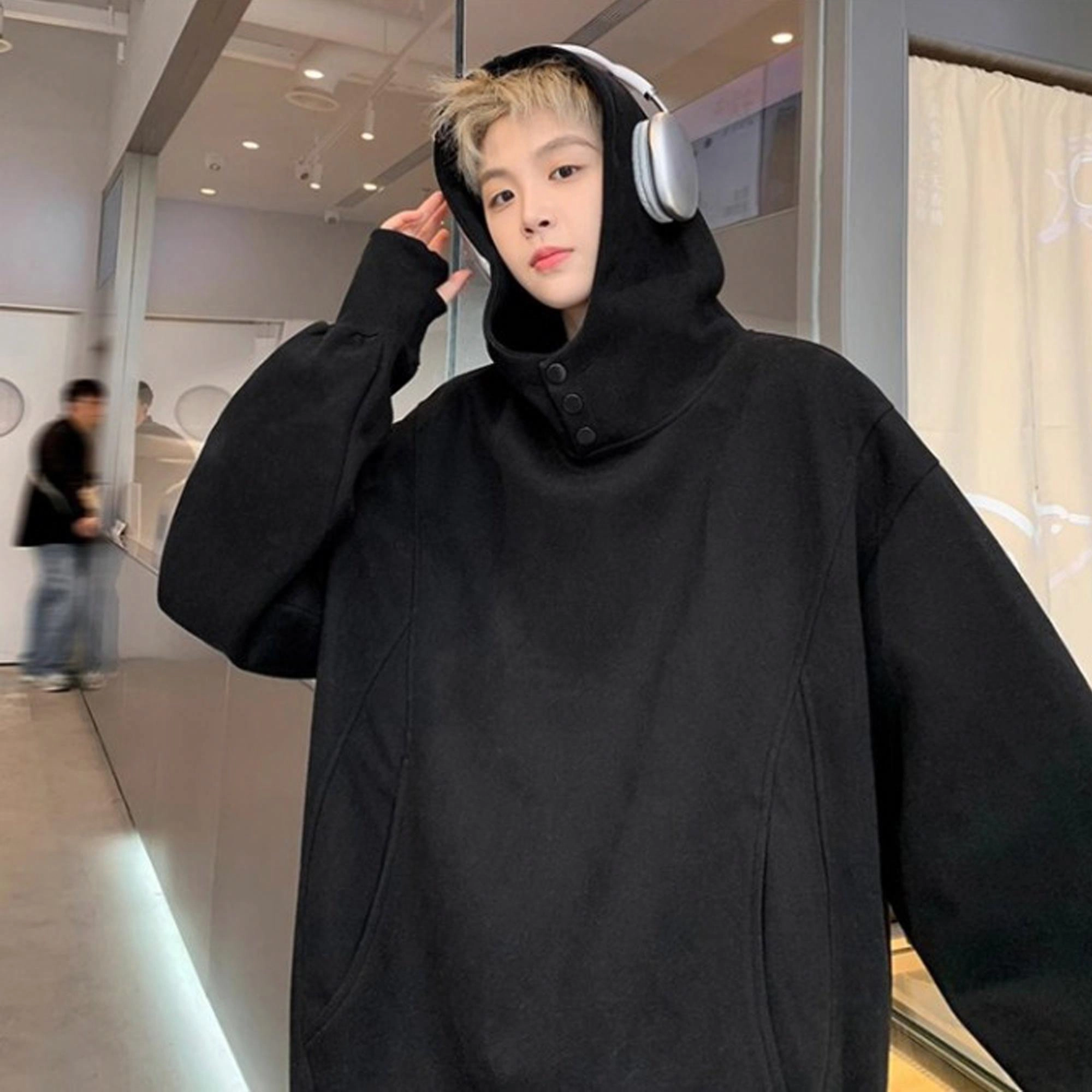 Fakeyoung