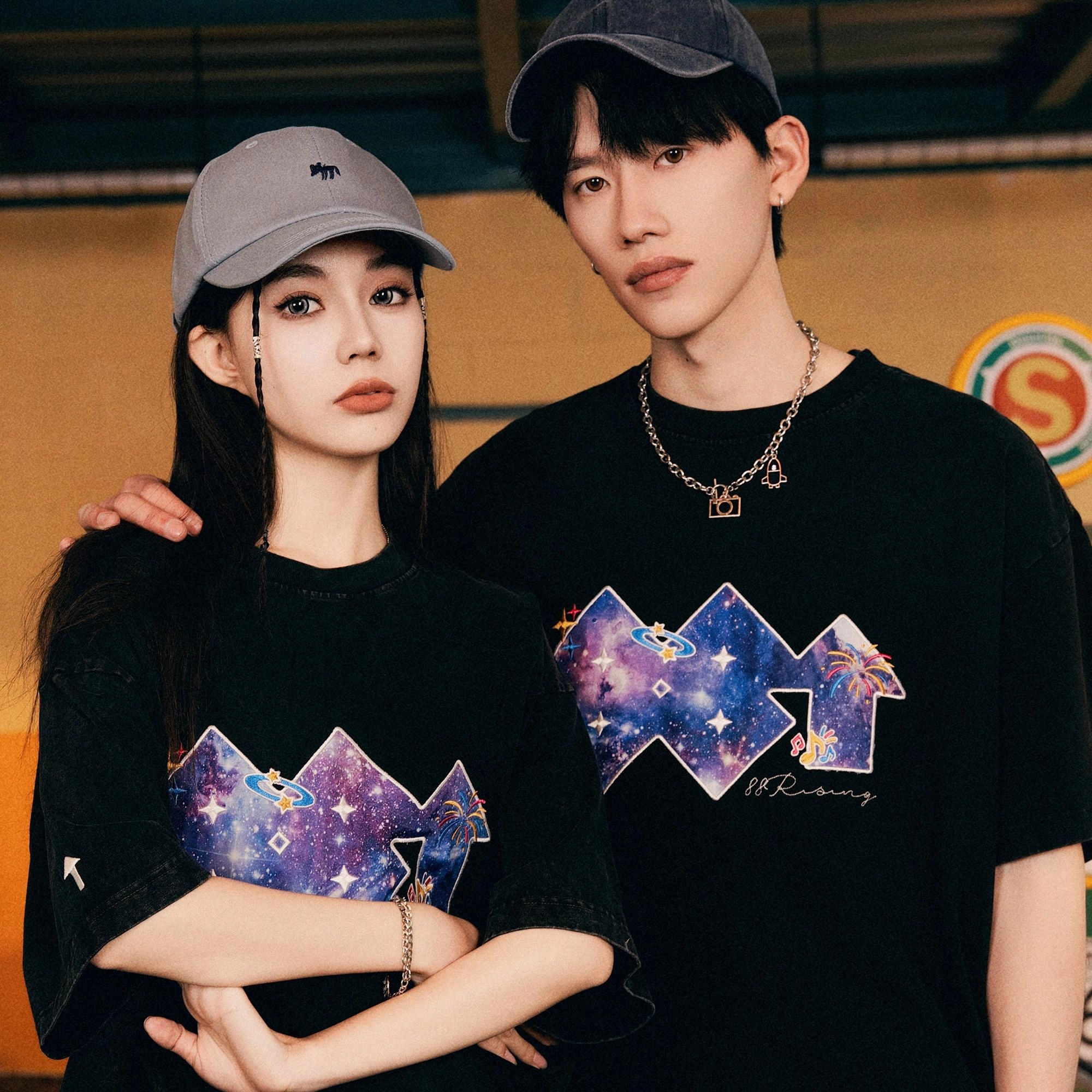 88rising T