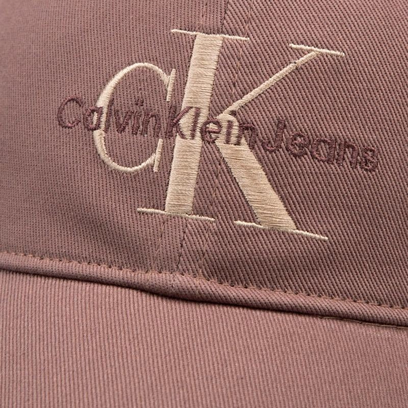 CALVIN KLEIN