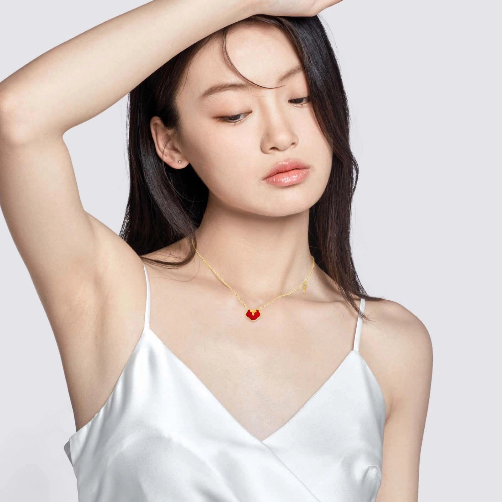 S925