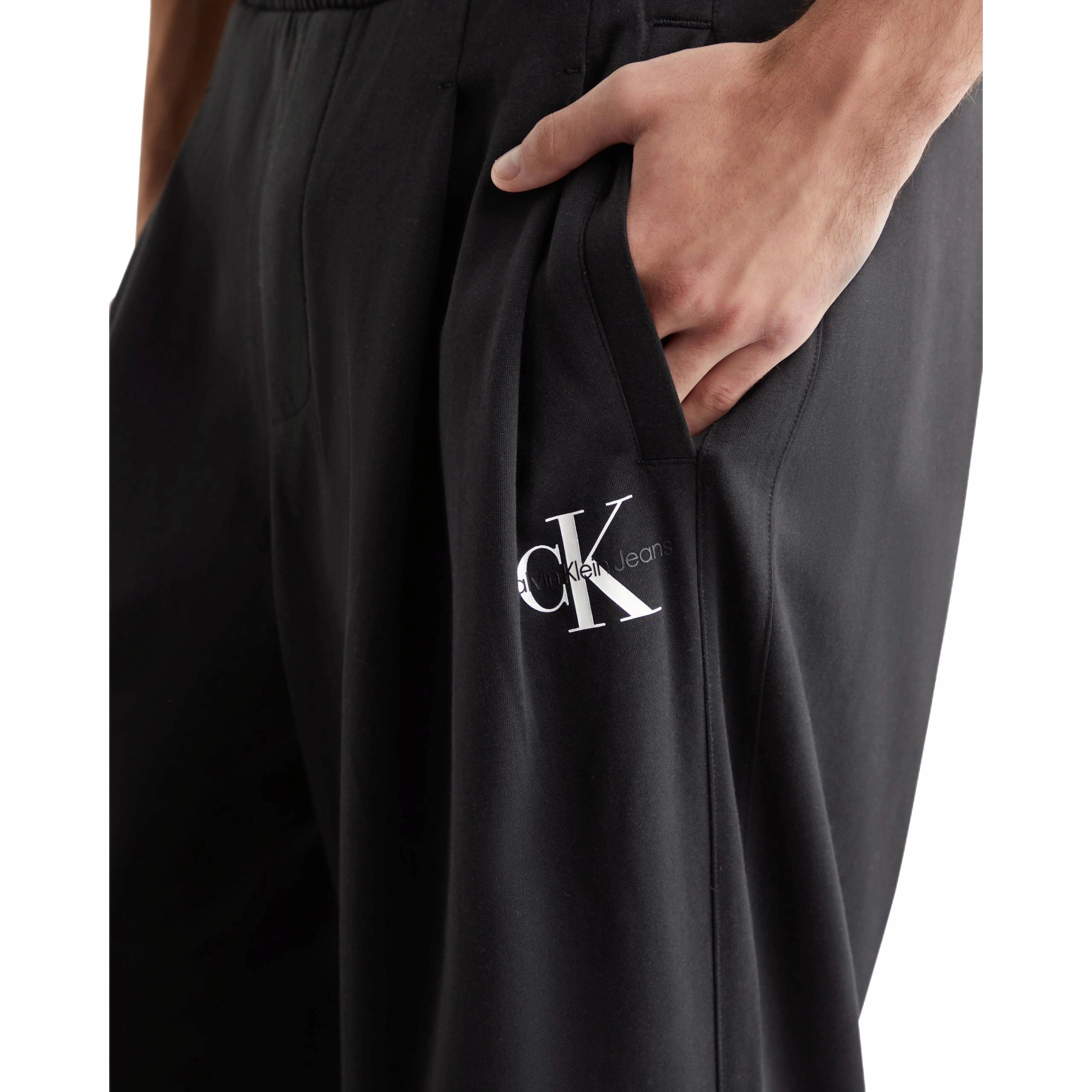 CKCalvin Klein