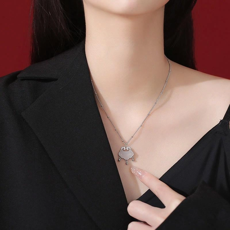 梵星饰季 如意平安锁 新中式国潮风轻奢潮流小众设计感 日常通勤百搭锁骨链 合金 项链 女款