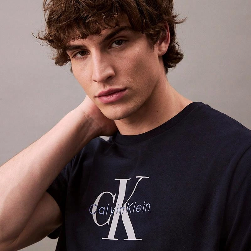 CALVIN KLEIN T