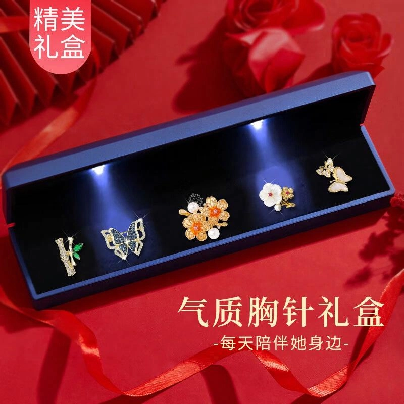 缔晶 森系优雅时尚春夏胸花套装 清新浪漫衣服配饰礼盒 合金 胸针 女款