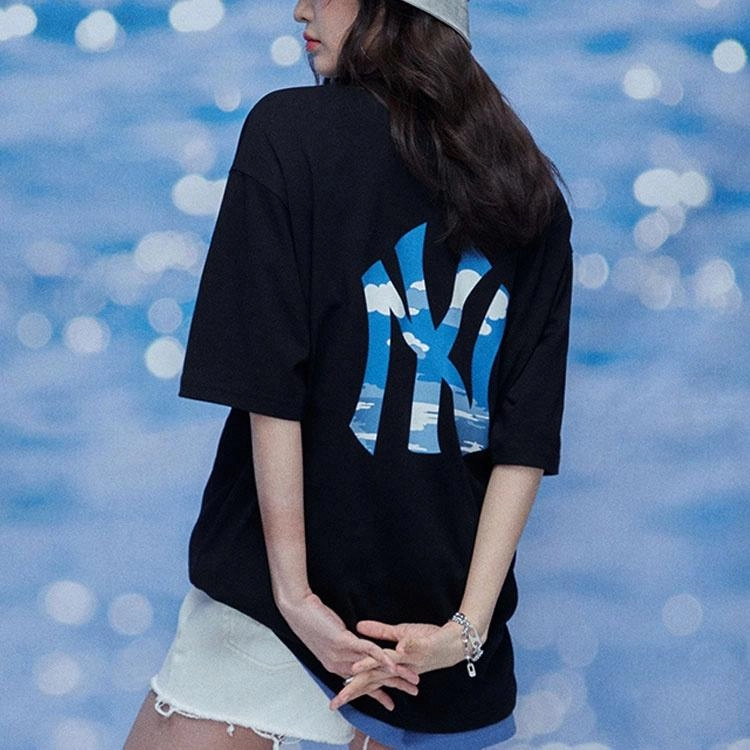 MLB T