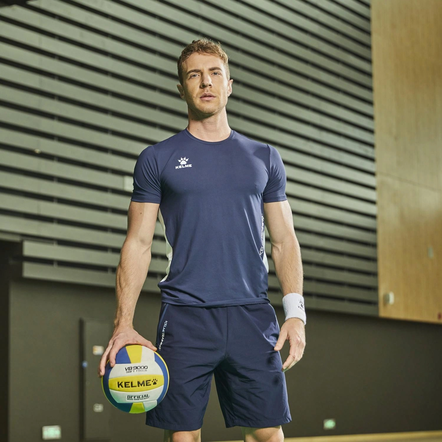 KELME T