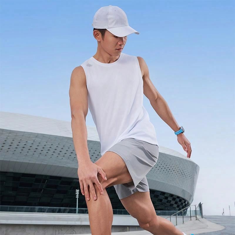 匹克 吸湿透气运动健身休闲舒适直筒简约无袖背心 男款 大白