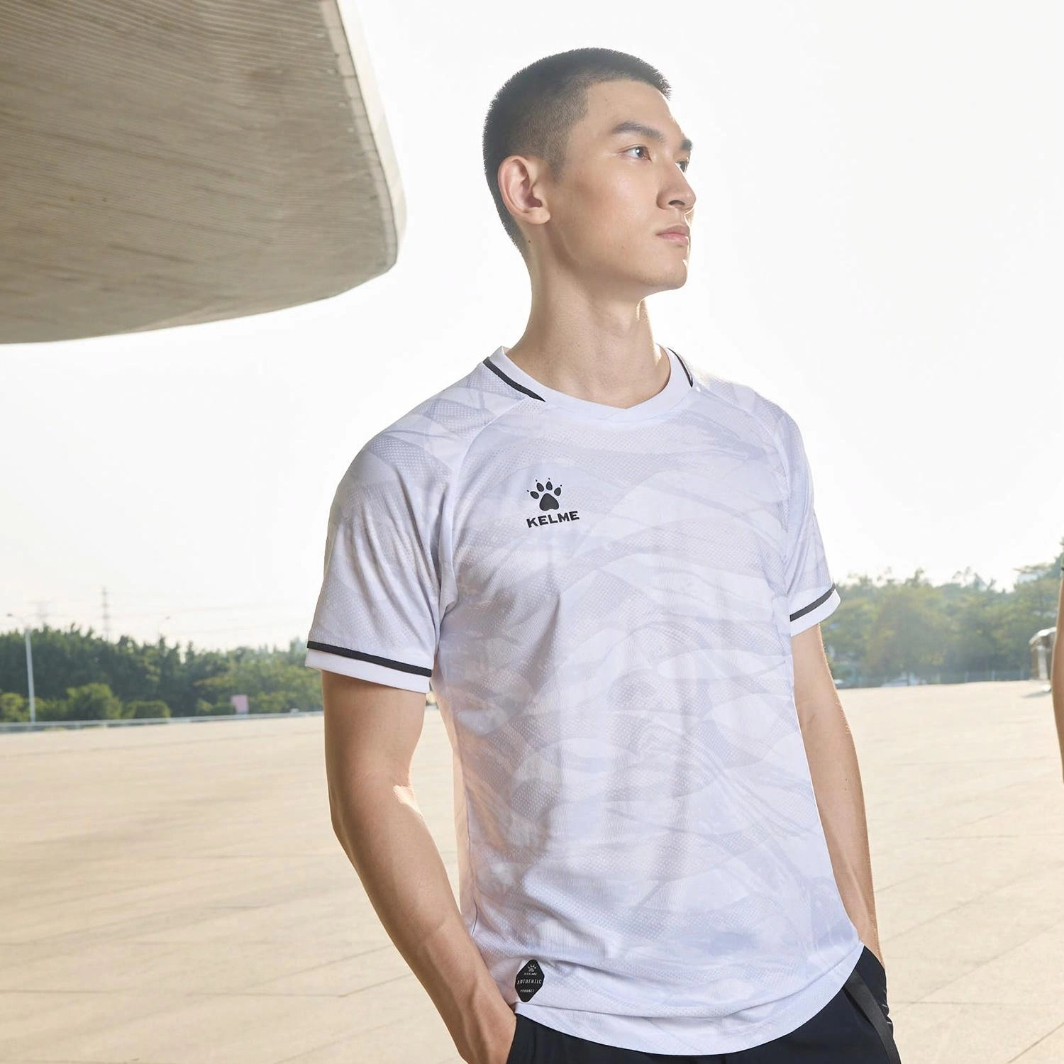 KELME V T