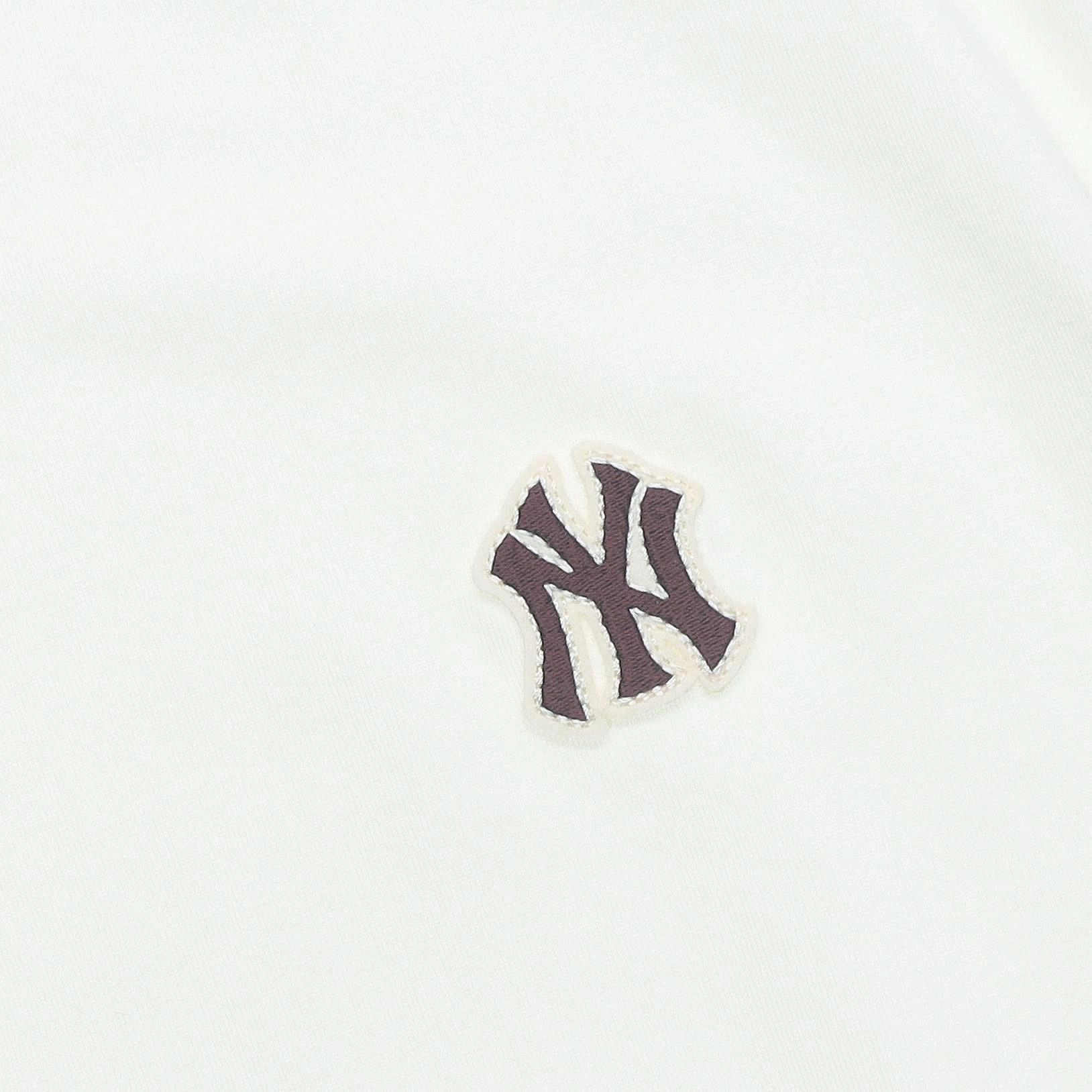 MLB T