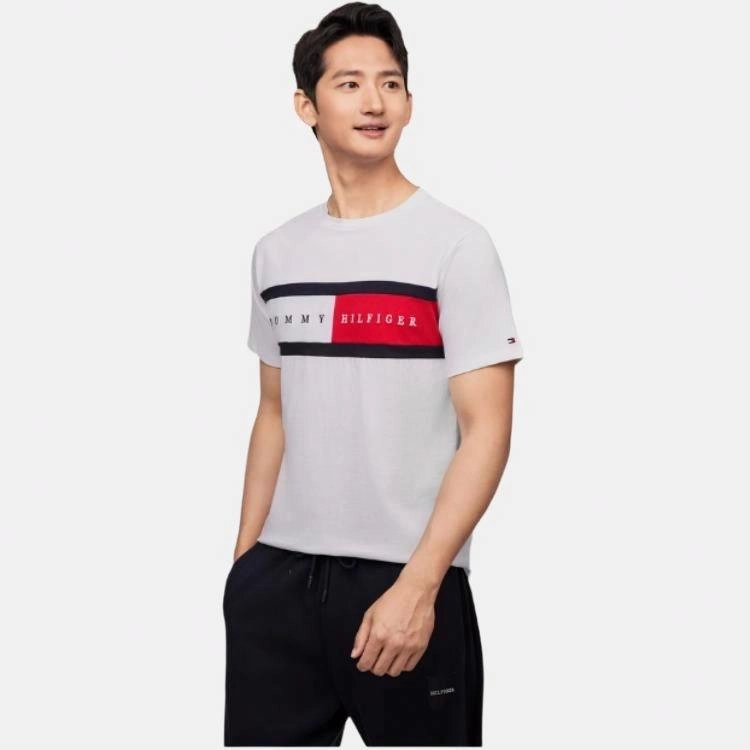 Tommy Hilfiger T