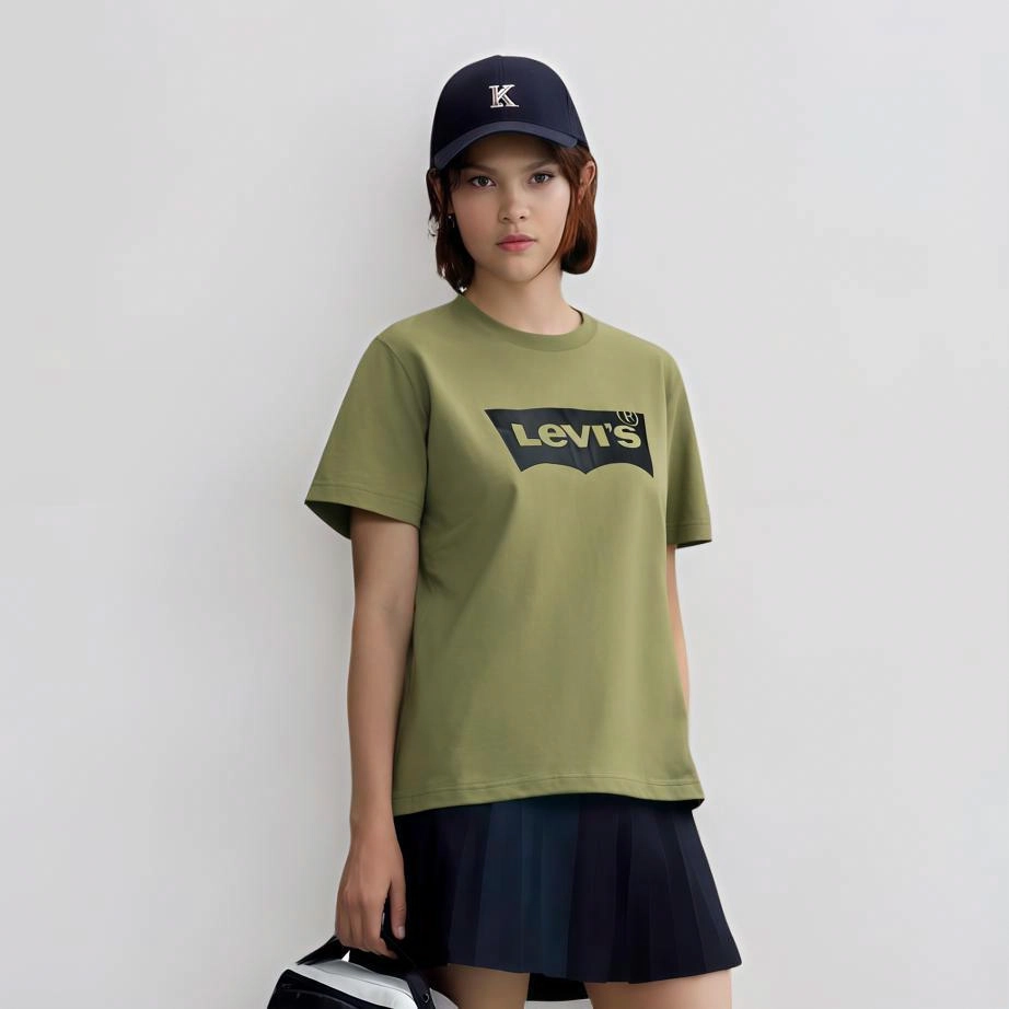 Levis T