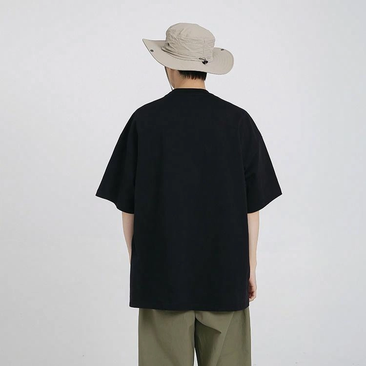 NINETEEN AUTUMN T