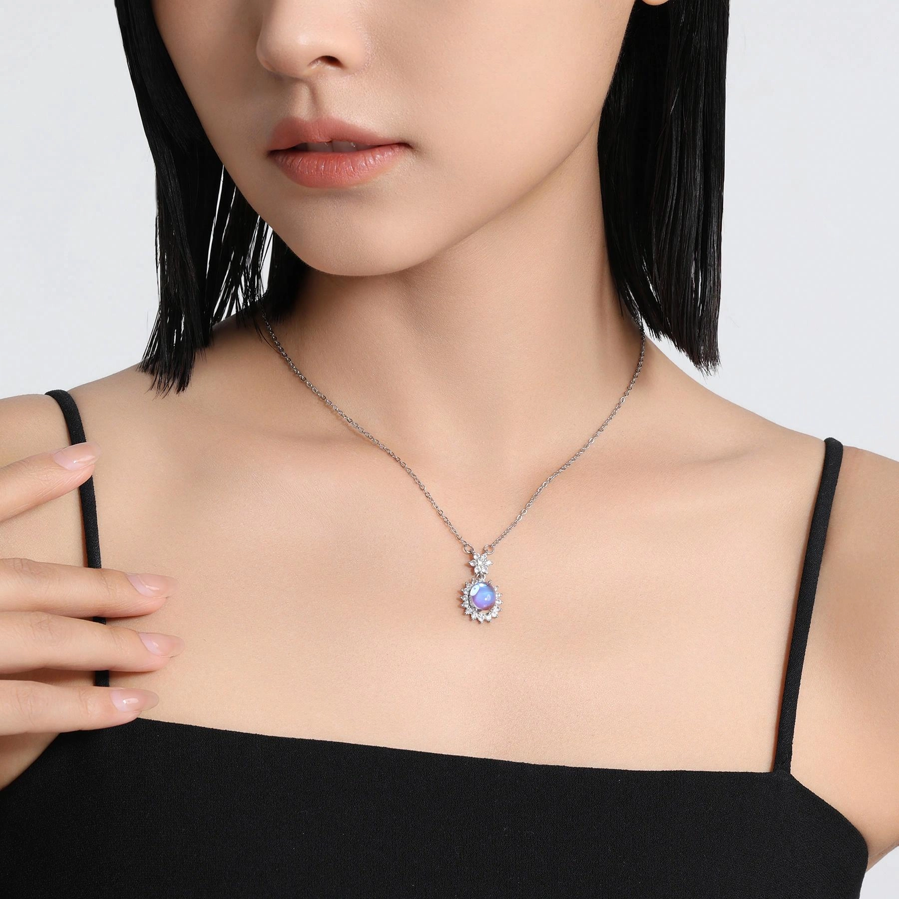 MISS XIA JWY