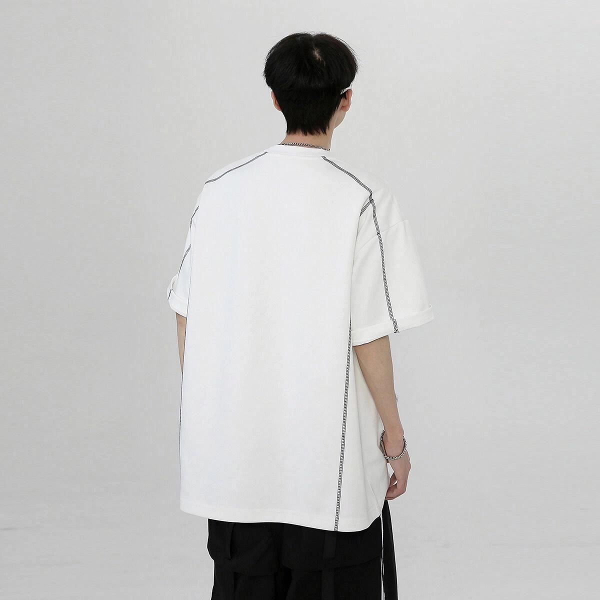 URBAN AUTHENTIC T