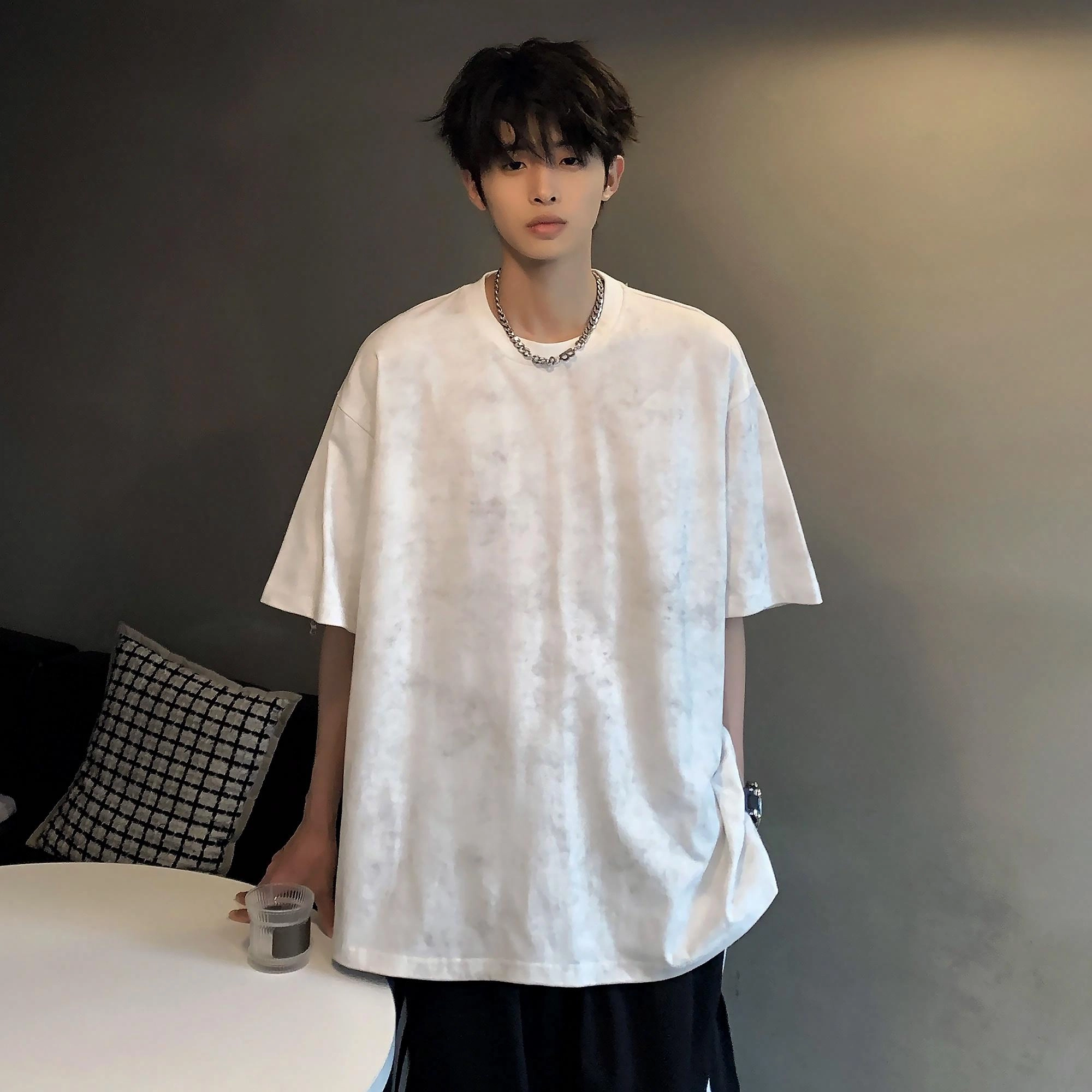 URBAN AUTHENTIC T