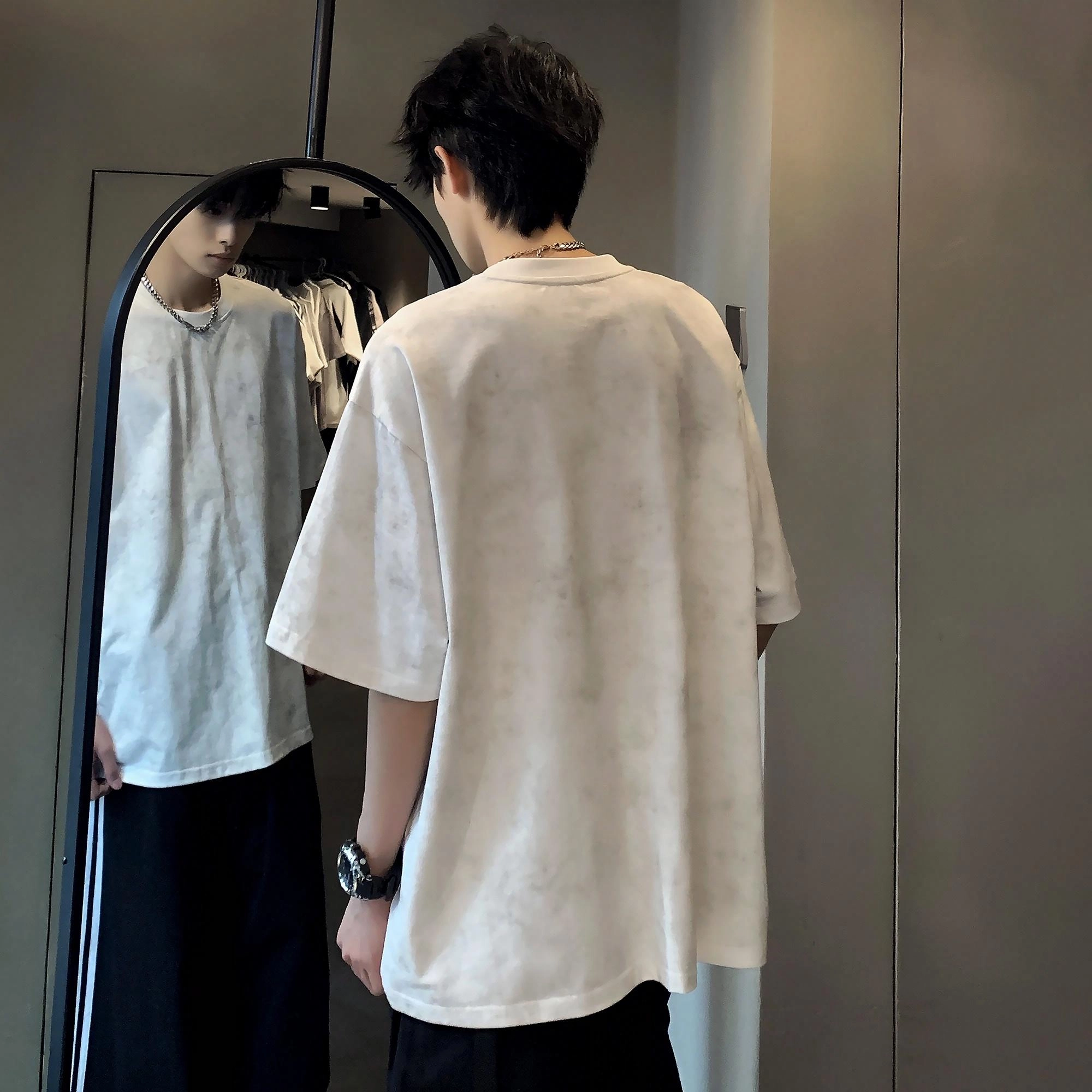 URBAN AUTHENTIC T
