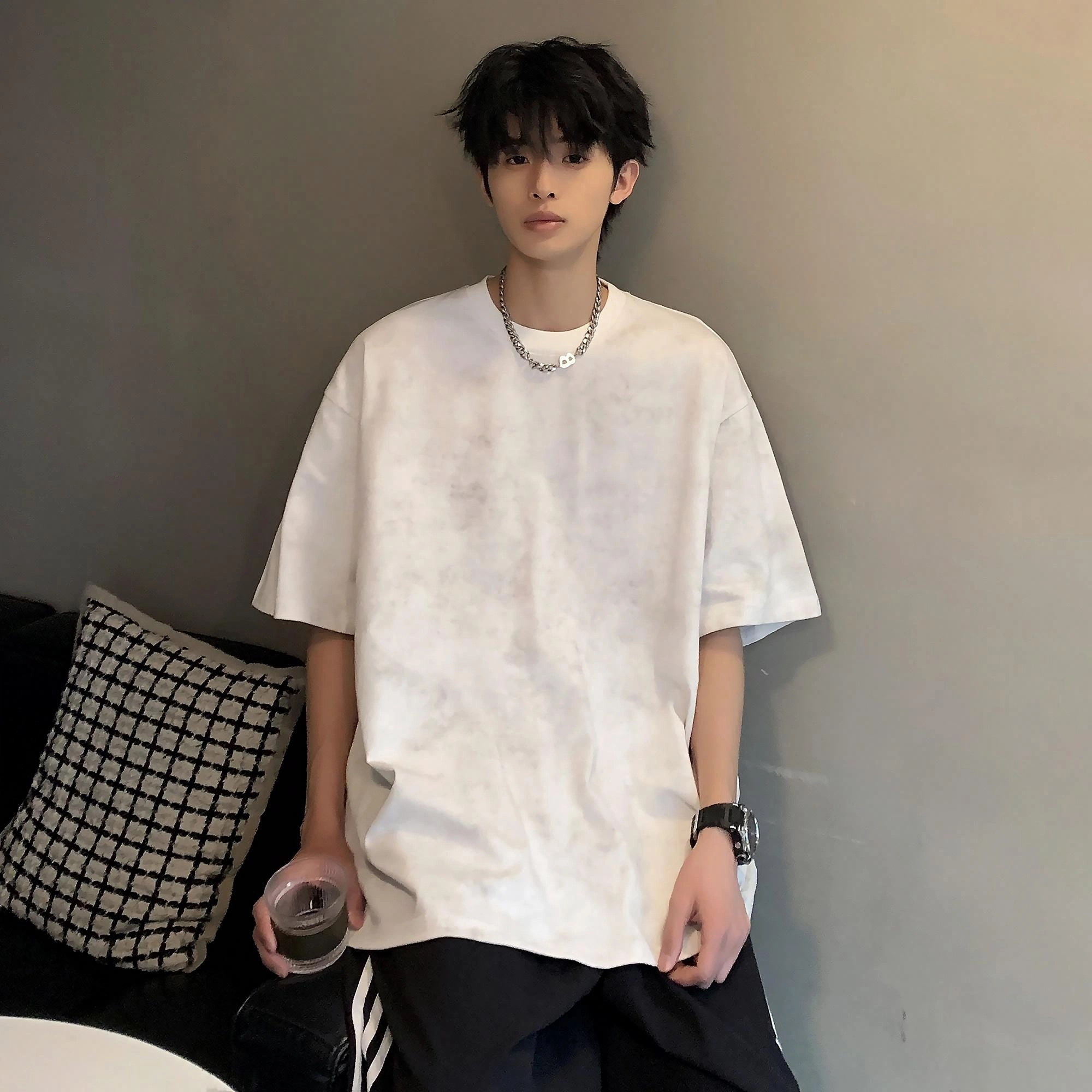 URBAN AUTHENTIC T