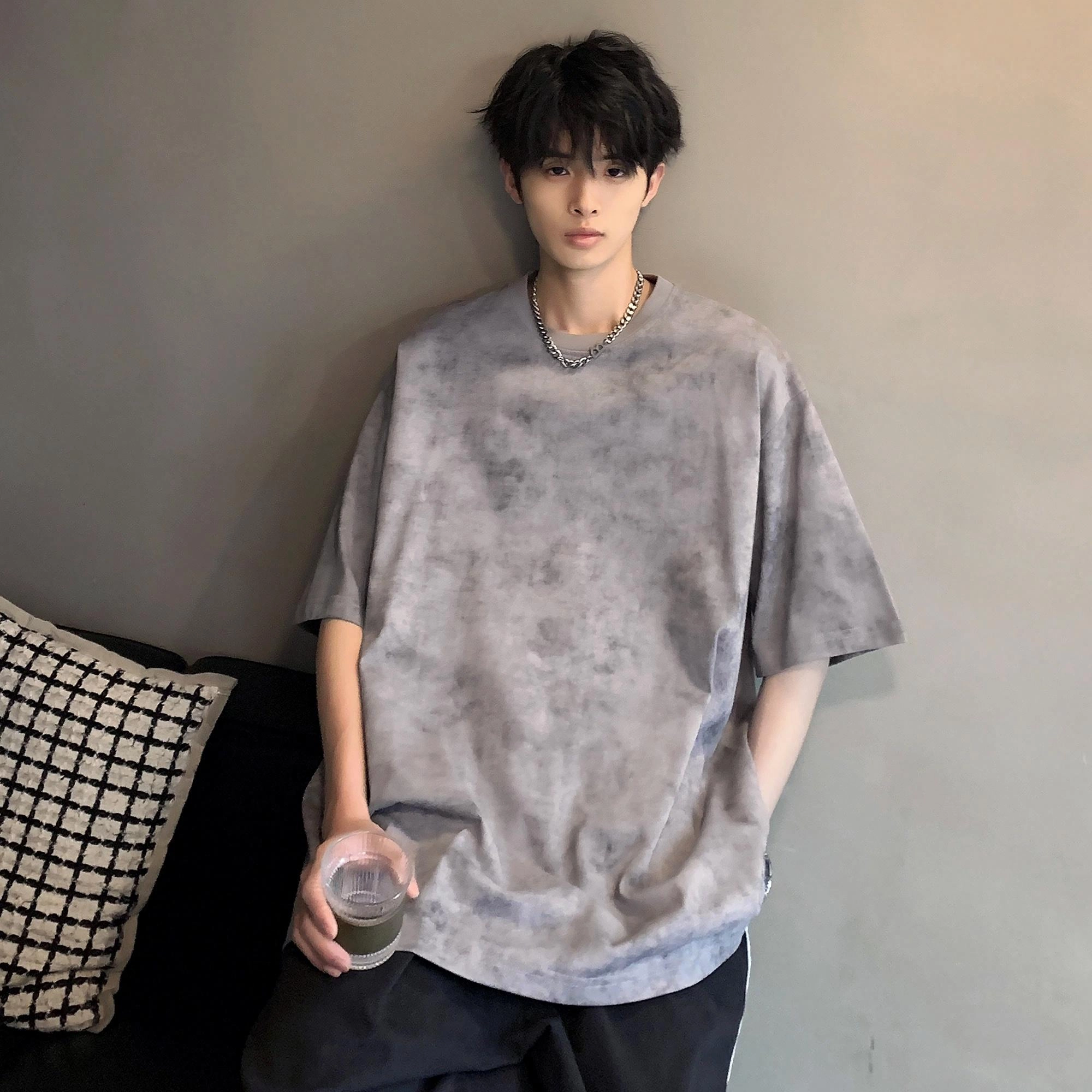URBAN AUTHENTIC T