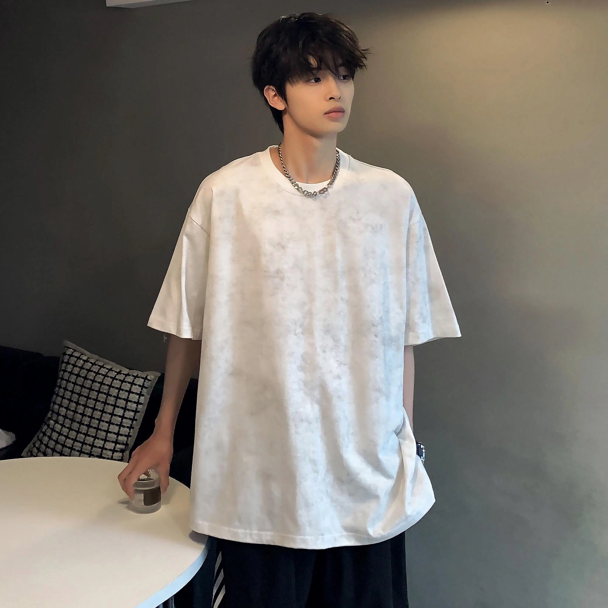 URBAN AUTHENTIC T