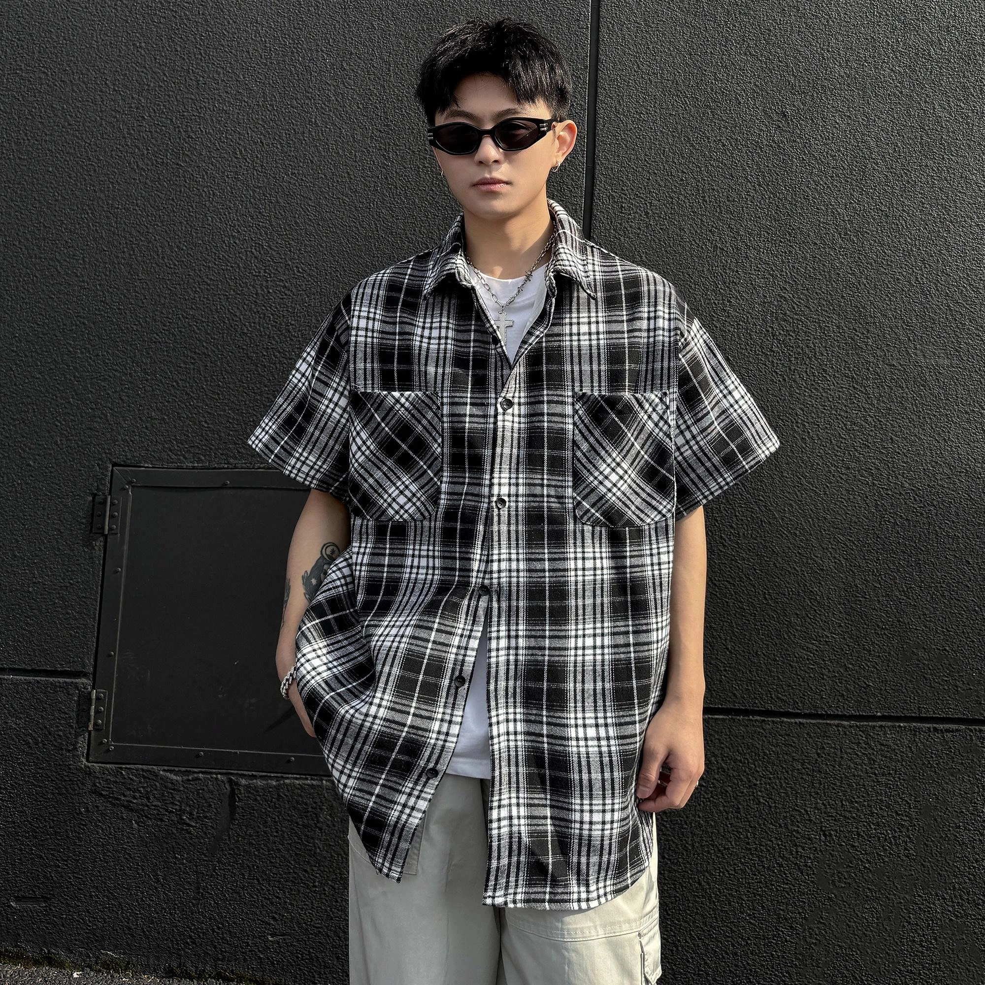 URBAN AUTHENTIC