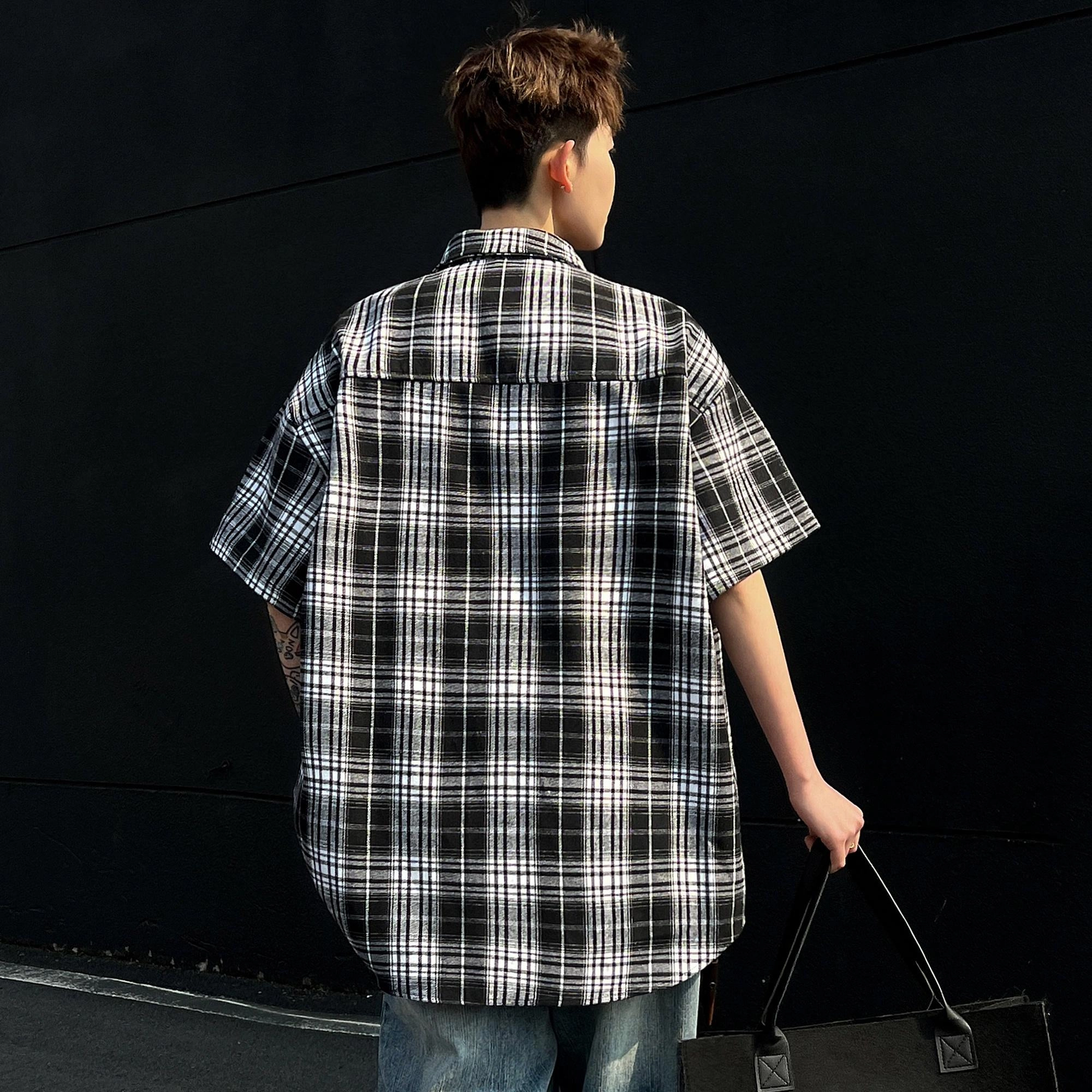 URBAN AUTHENTIC