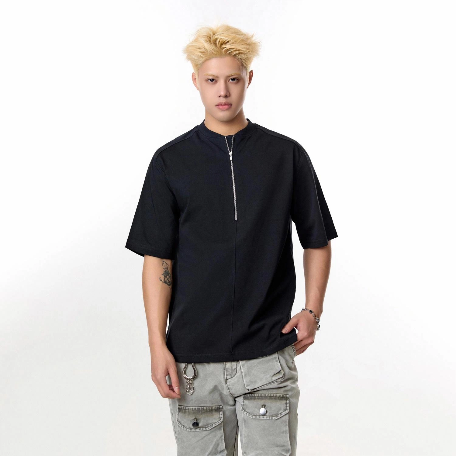 MADE EXTREME T