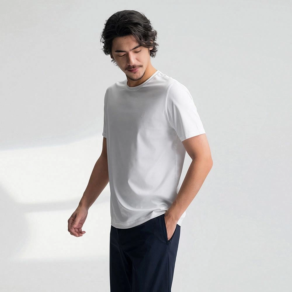 NAUTICA T