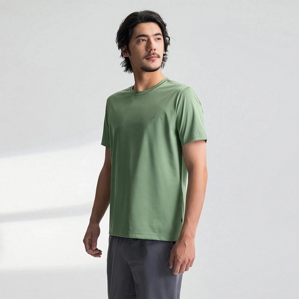 NAUTICA T