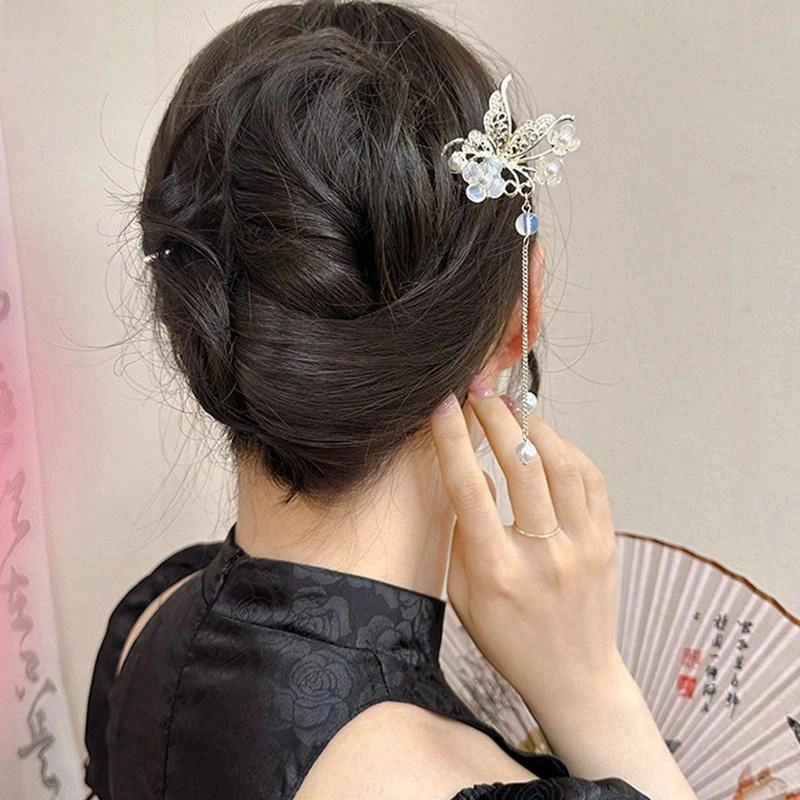 简应舒 蝶恋花珍珠流苏盘发古风步摇发钗 合金 发簪 女款