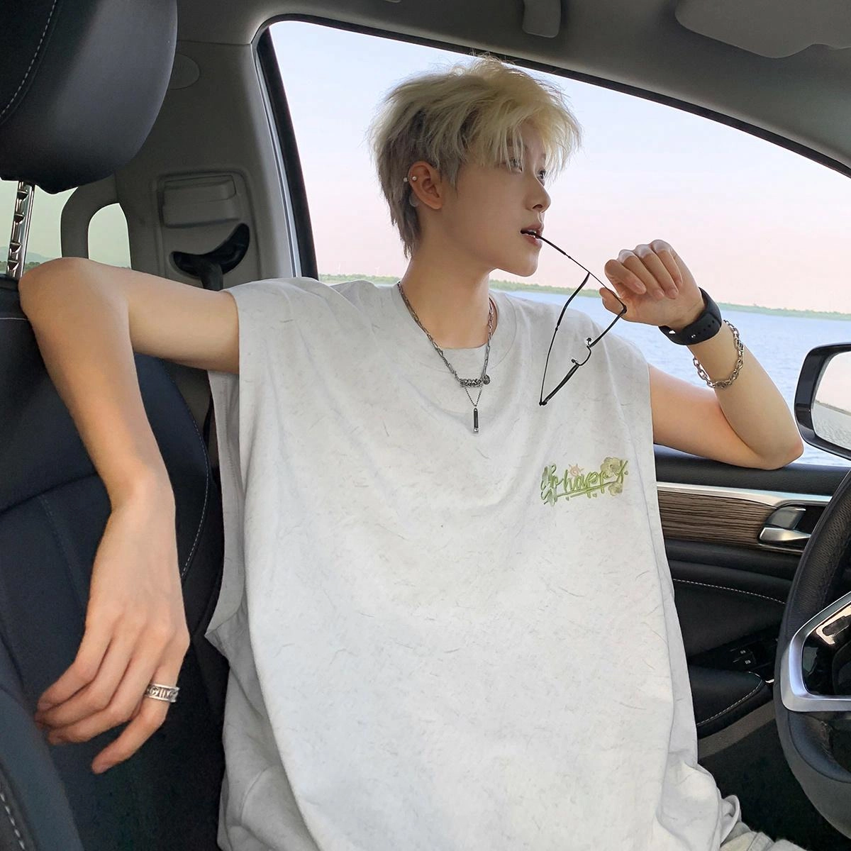 Fakeyoung t