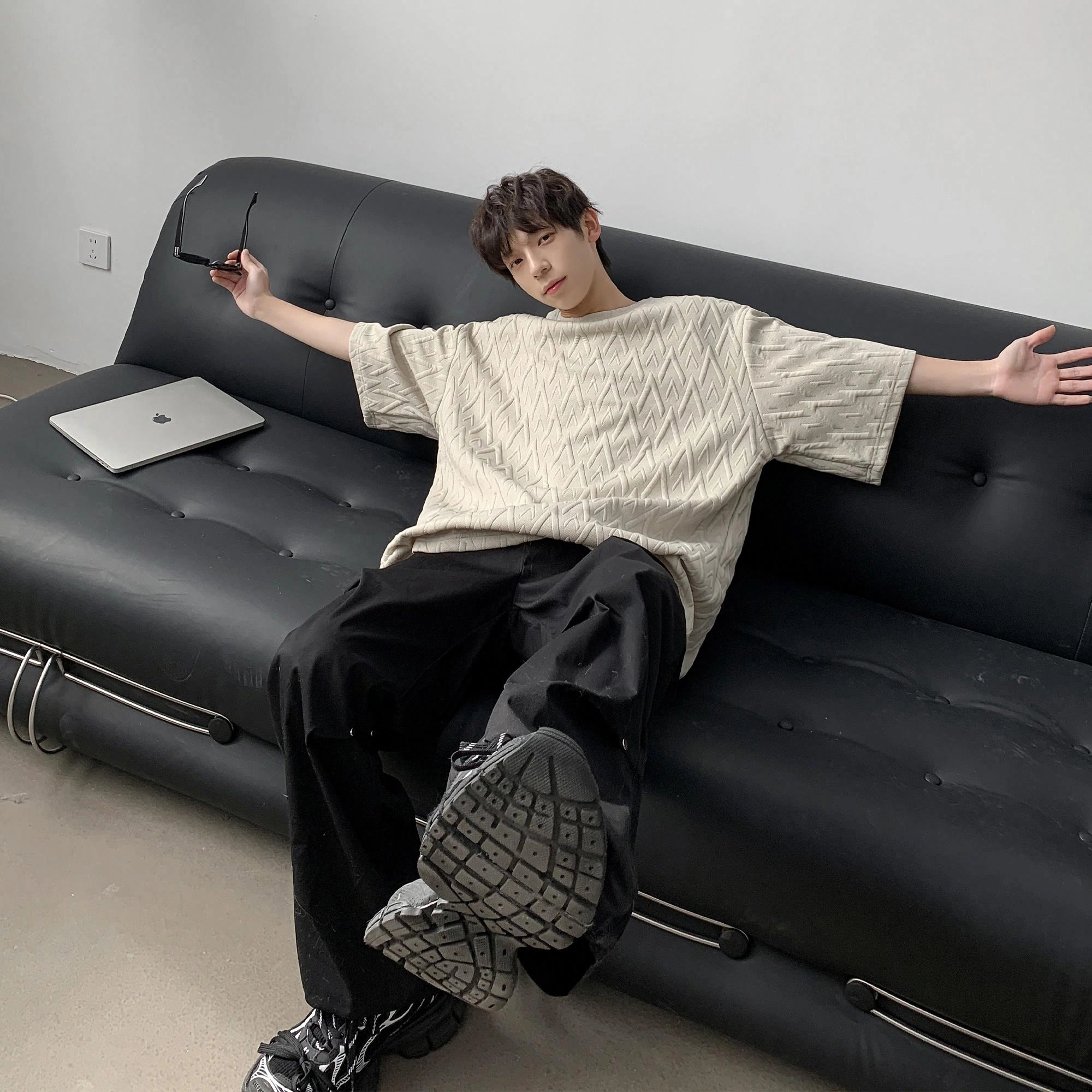 Fakeyoung T