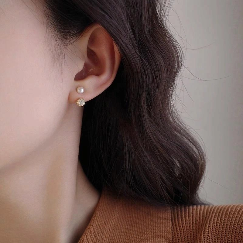彤彤兔 轻奢高级感法式 合金 耳钉 女款