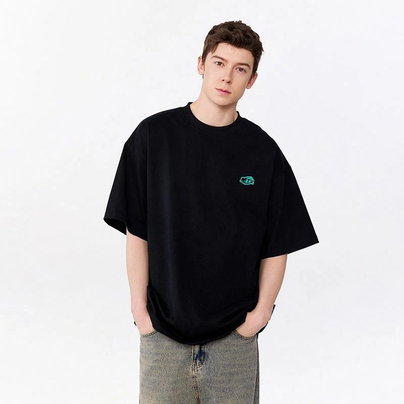 MONTVOO 7AT