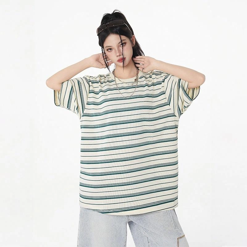 URBAN AUTHENTIC T