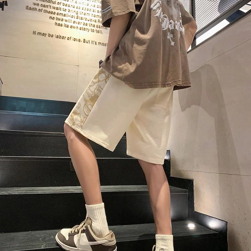 UNthemed