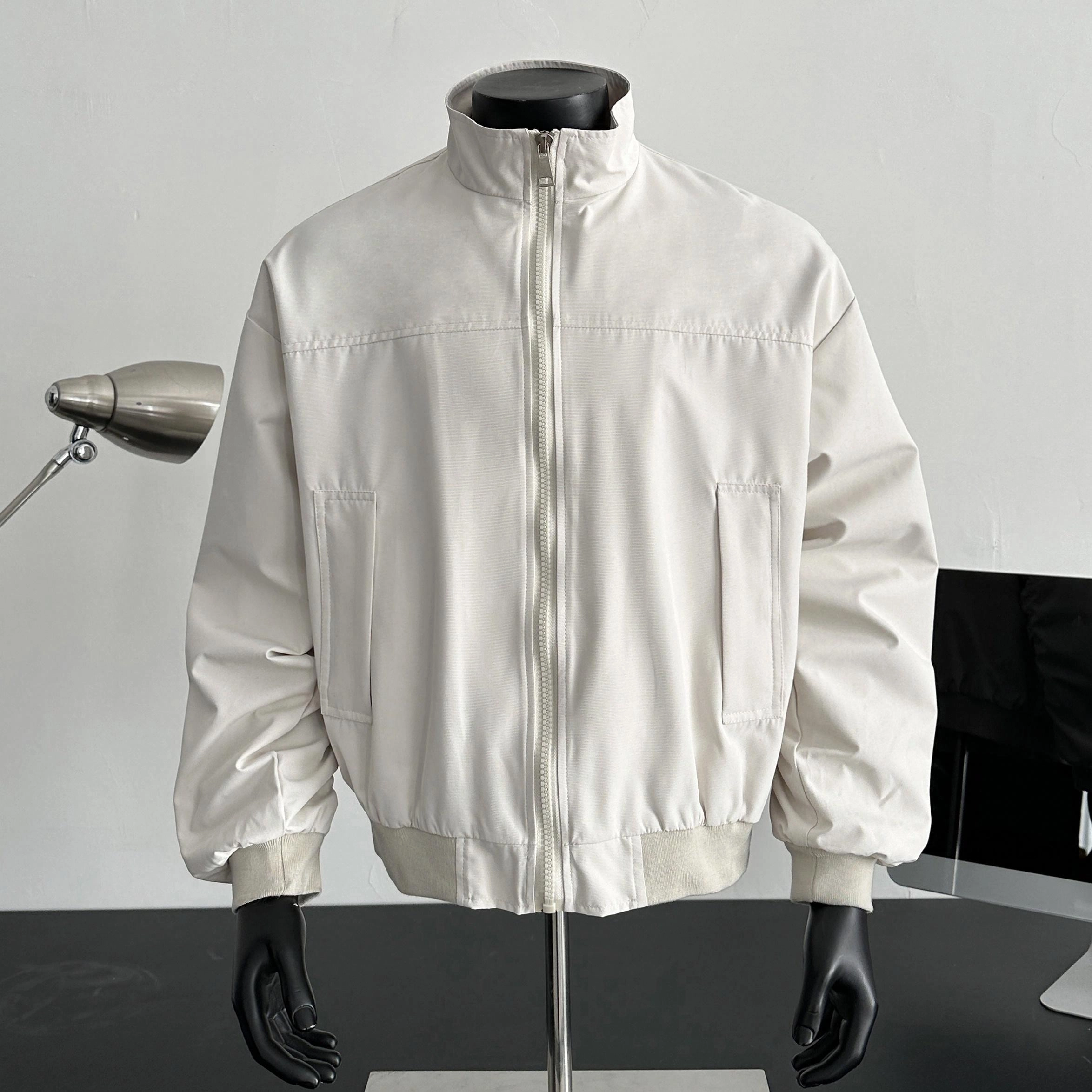 AWAO cleanfitbomber